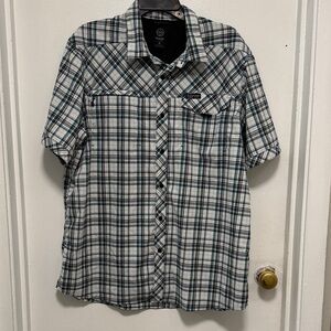 Wrangler Men's Blue and White Plaid Button Down Shirt